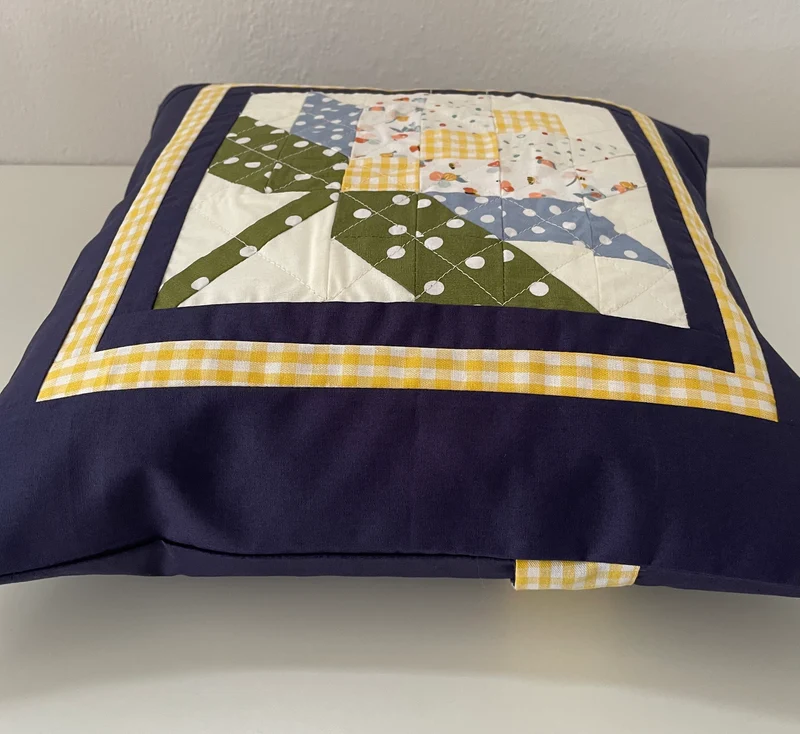 Patchwork Kissenhülle, Landhausstil Kissenbezug, blau/grün/gelb 40x40cm