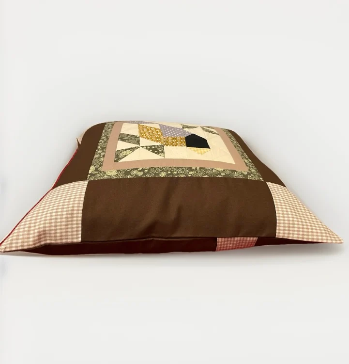 Patchwork Kissenhülle, Landhausstil Kissenbezug, * Vogel *braun/gelb/grau 40x40cm