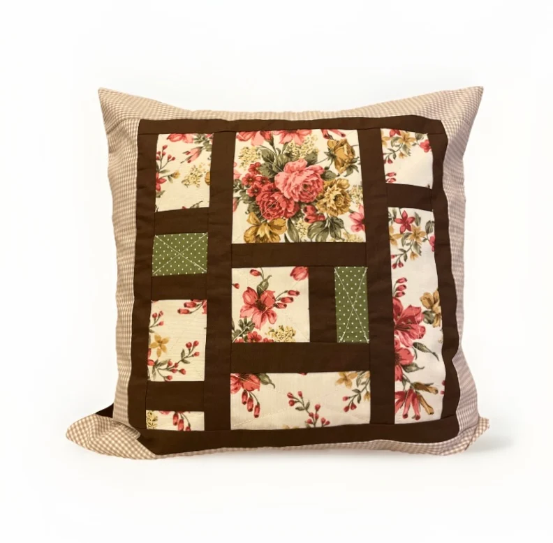 Patchwork Kissenhülle, Landhausstil Kissenbezug, braun /beige/grün 50x50cm