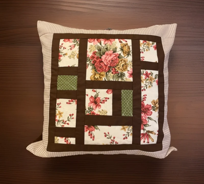 Patchwork Kissenhülle, Landhausstil Kissenbezug, braun /beige/grün 50x50cm