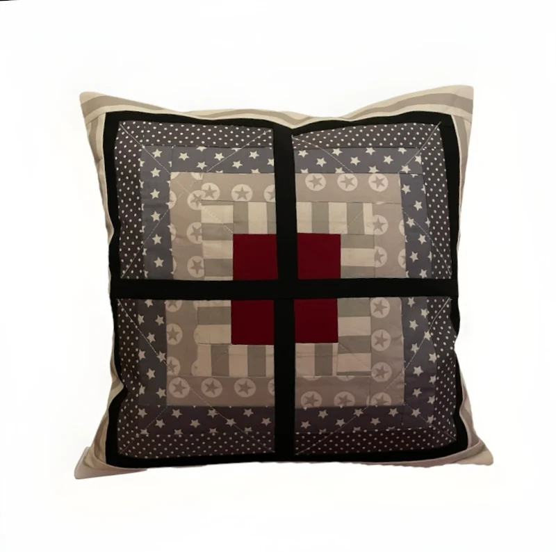 Patchwork Kissenhülle, Landhausstil Kissenbezug, grau/ rot/ weiß 40x40cm