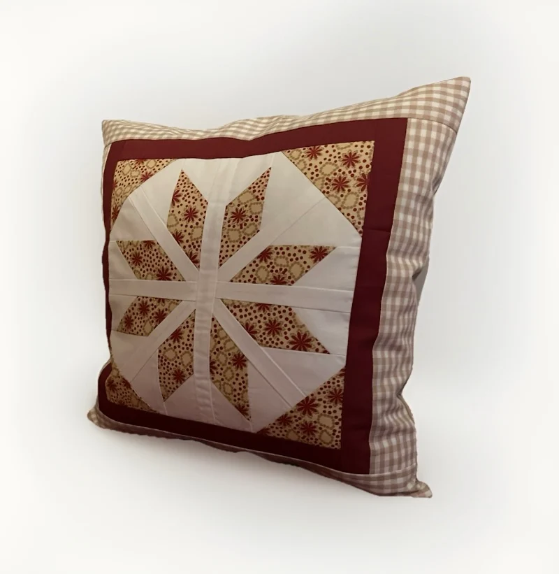 Patchwork Kissenhülle, Landhausstil Kissenbezug, beige /rot/ weiß 40x40cm