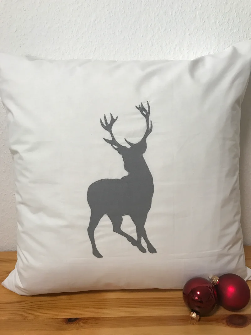 Weihnachtliche Landhausstil Kissenhülle * Kissenbezug * Dekokissen * Hirsch* weiß/grau