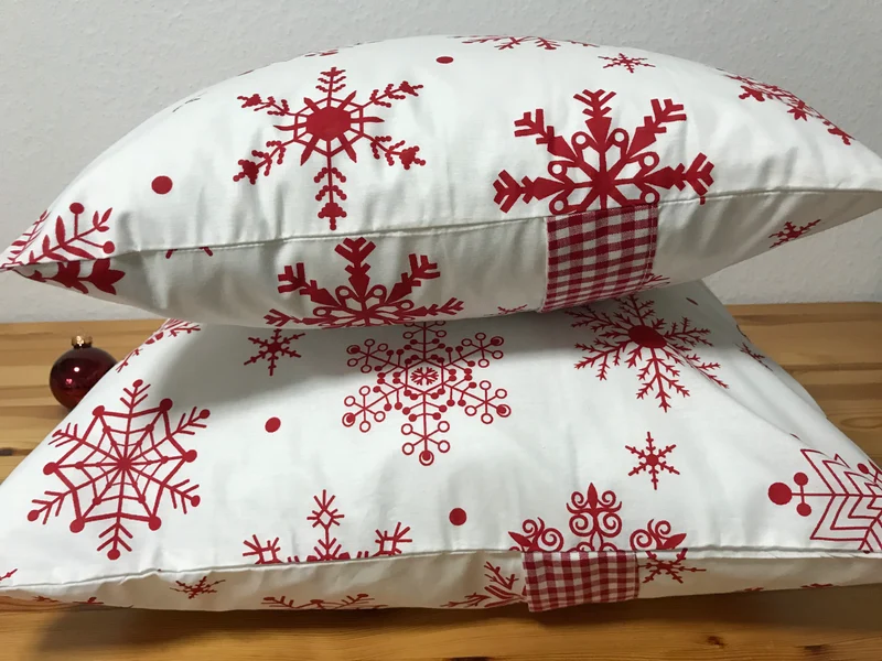 1x Weihnachtliche Landhausstil Kissenhülle * Kissenbezug * Dekokissen * weiß/rot