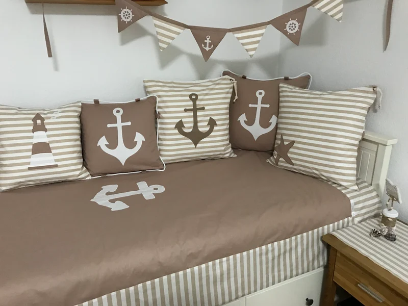 Maritime Patchwork Decke, Tagesdecke, Kinderdecke, Bettüberwurf 130cm x 200cm beige/weiß