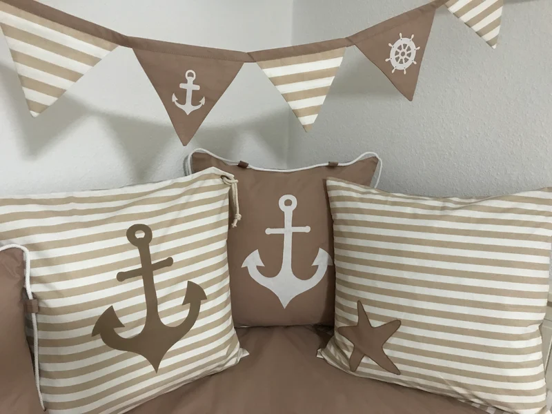Maritime Patchwork Decke, Tagesdecke, Kinderdecke, Bettüberwurf 130cm x 200cm beige/weiß