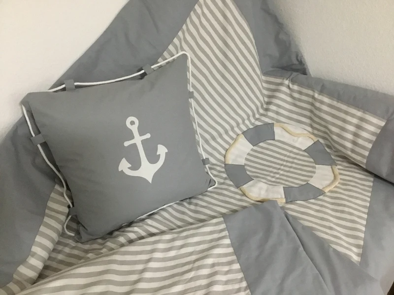 Maritime Patchwork Decke, Tagesdecke, Kinderdecke, Bettüberwurf 130cm x 200cm grau/weiß