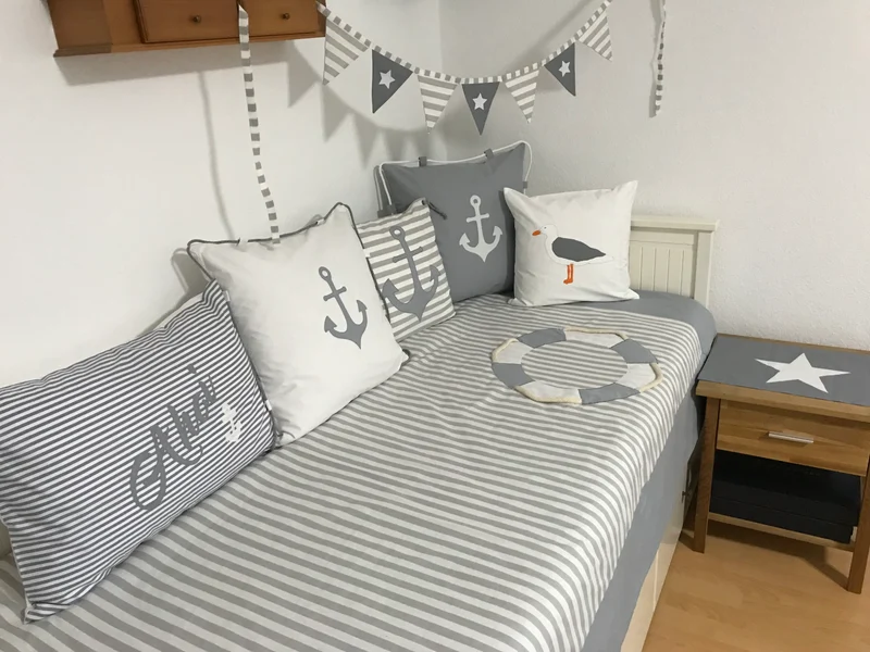 Maritime Patchwork Decke, Tagesdecke, Kinderdecke, Bettüberwurf 130cm x 200cm grau/weiß