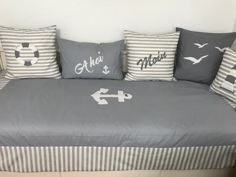 Maritime Patchwork Decke, Tagesdecke, Kinderdecke, Bettüberwurf 130cm x 200cm grau/weiß