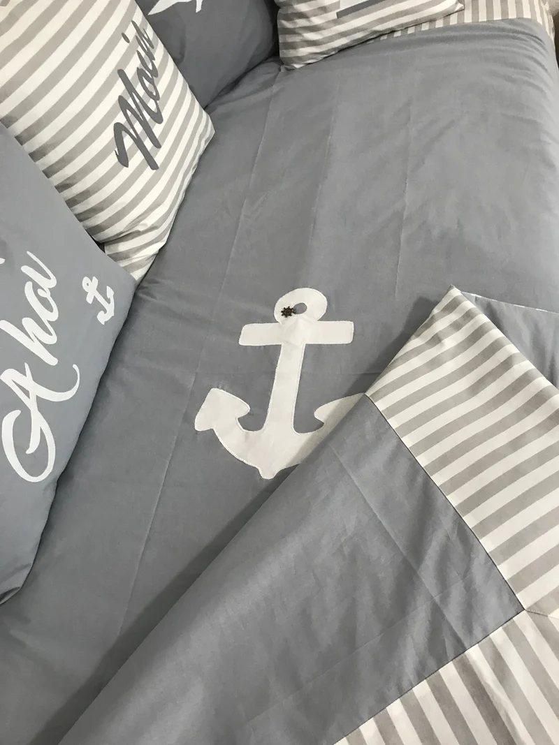 Maritime Patchwork Decke, Tagesdecke, Kinderdecke, Bettüberwurf 130cm x 200cm grau/weiß