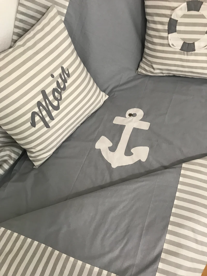 Maritime Patchwork Decke, Tagesdecke, Kinderdecke, Bettüberwurf 130cm x 200cm grau/weiß