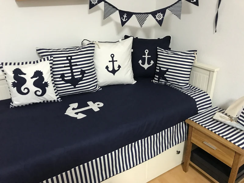 Maritime Patchwork Decke, Tagesdecke, Kinderdecke, Bettüberwurf 130cm x 200cm blau/weiß gestreift