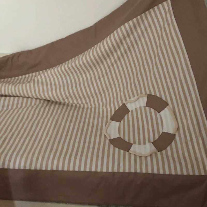 Maritime Patchwork Decke, Tagesdecke, Kinderdecke, Bettüberwurf 130cm x 200cm beige /weiß gestreift