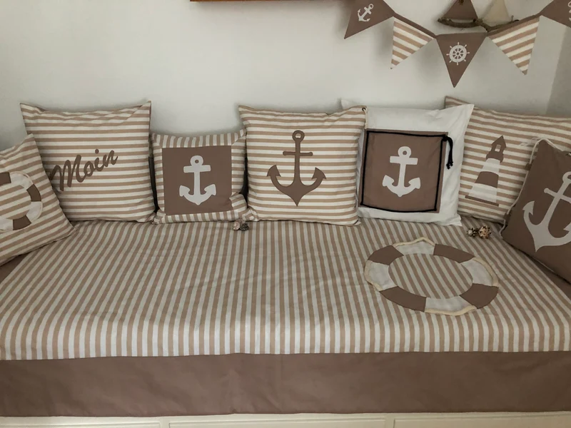 Maritime Patchwork Decke, Tagesdecke, Kinderdecke, Bettüberwurf 130cm x 200cm beige /weiß gestreift