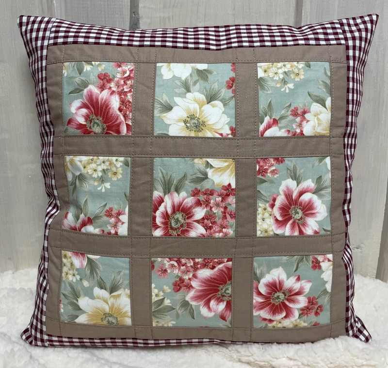 Patchwork Kissenhülle, Landhausstil Kissenbezug, beige/mint 40x40cm.