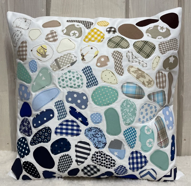 Patchwork Kissenhülle, Seeglas Landhausstil Kissenbezug, blau / beige / weiß 40x40cm.