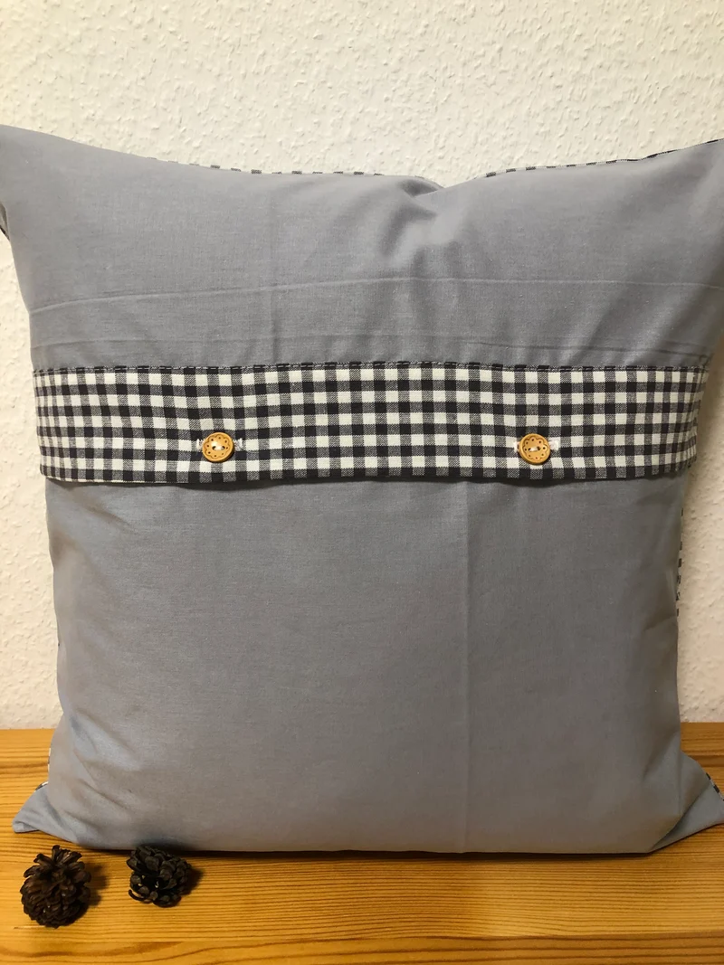Landhausstil Kissenhülle, Kissenbezug, grau/weiß kariertes Dekokissen * Hubertus Hirsch *