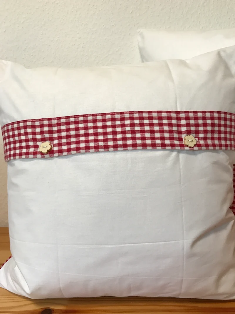 Landhausstil Kissenhülle * Kissenbezug * weiß/rot kariertes Dekokissen