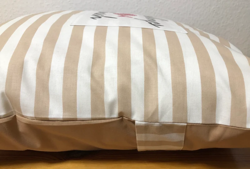 Landhausstil Kissenhülle * Kissenbezug * Dekokissen * Lieblings Mensch * beige/weiß gestreift