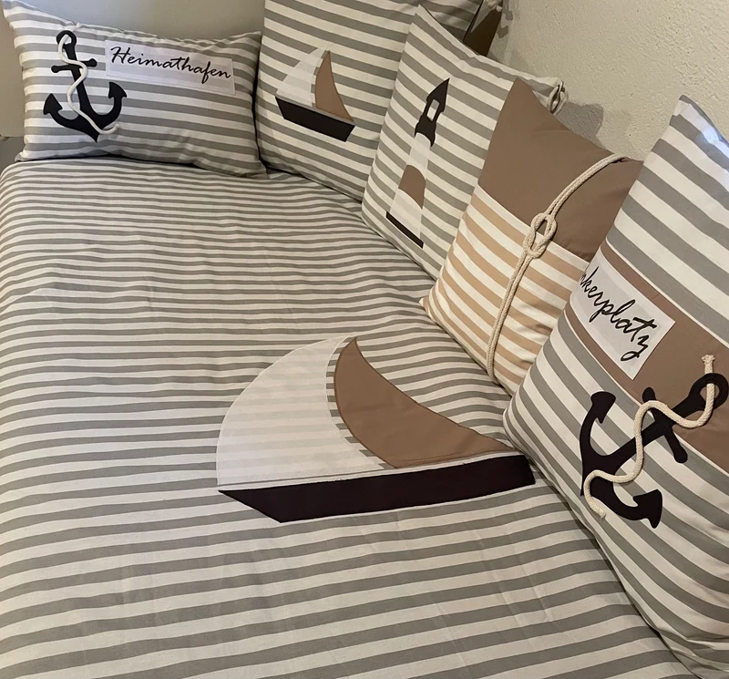 1x Maritime Patchwork Decke, Tagesdecke, Kinderdecke, Bettüberwurf 130cm x 200cm grau/weiß