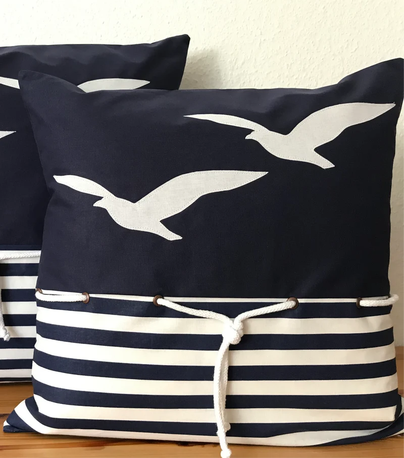 1 Maritime Kissenhülle, Kissenbezug,Landhausstil Kissen Möwen blau/weiß