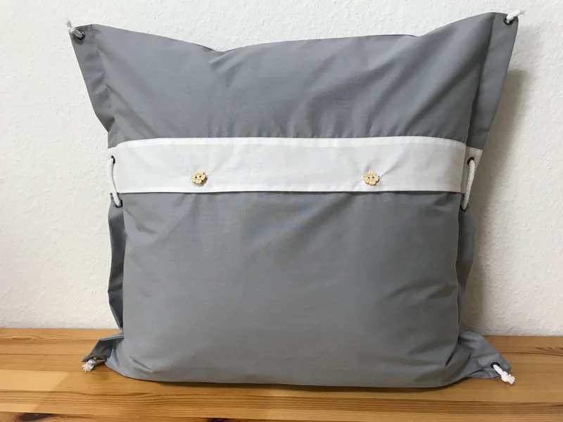 Maritime Kissenhülle, Kissenbezug, Landhausstil Kissen * Steuerrad * grau/weiß