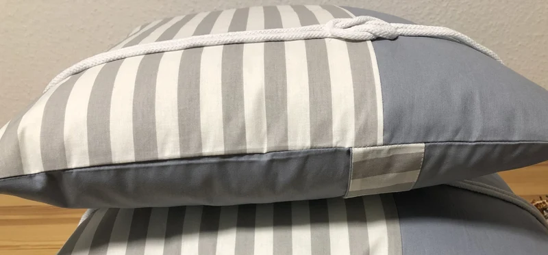 Maritime Kissenhülle, Kissenbezug, Landhausstil Kissen * Seemannsknoten * grau/weiß .