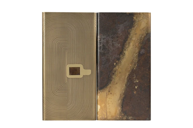 Casa Padrino Luxus Wanddekoration 102 x 5 x H. 101,5 cm - Zweiteiliges Wandrelief Fragment aus Stahl mit Messing im geätzten Antik-Messing Finish - Luxus Deko Accessoires