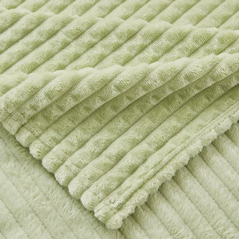 Kuscheldecke 3D-Touch Sherpa Flanell 150x200cm Avocado Grün