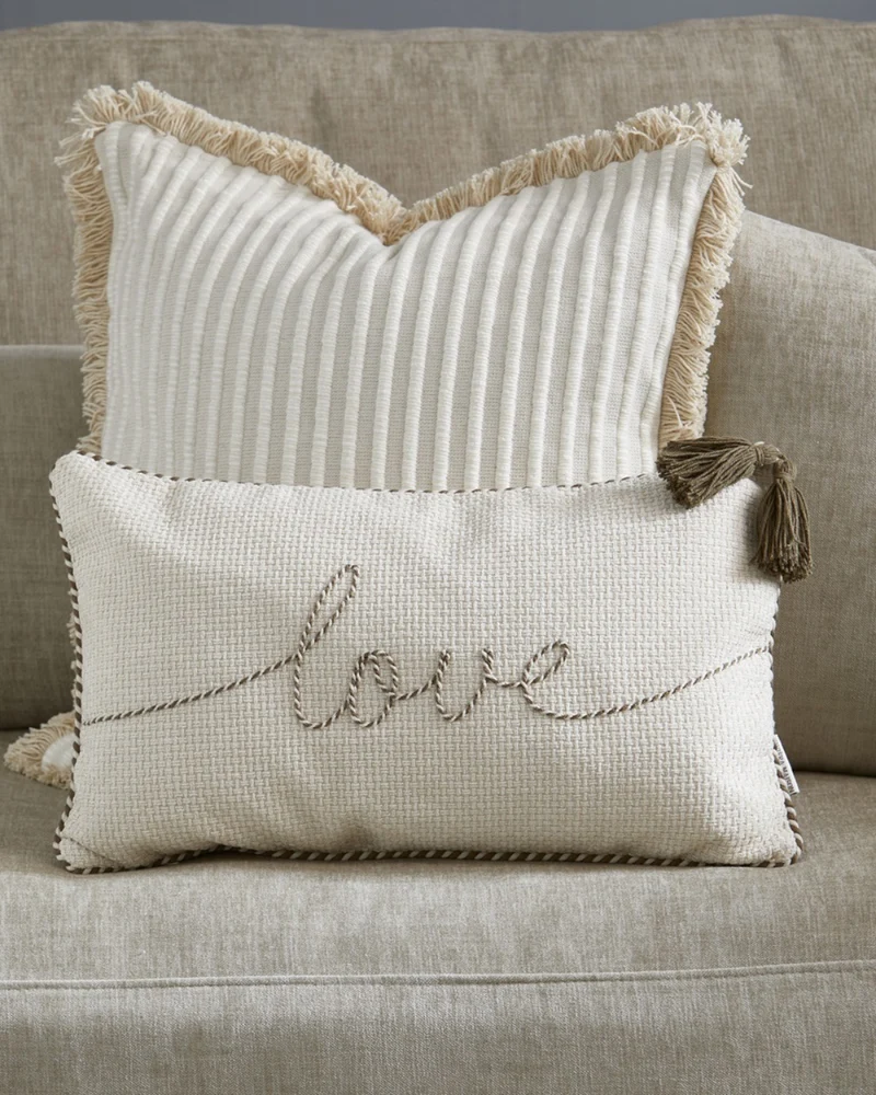 Kissenbezug "With Love Pillow Cover 50x30" von Rivièra Maison