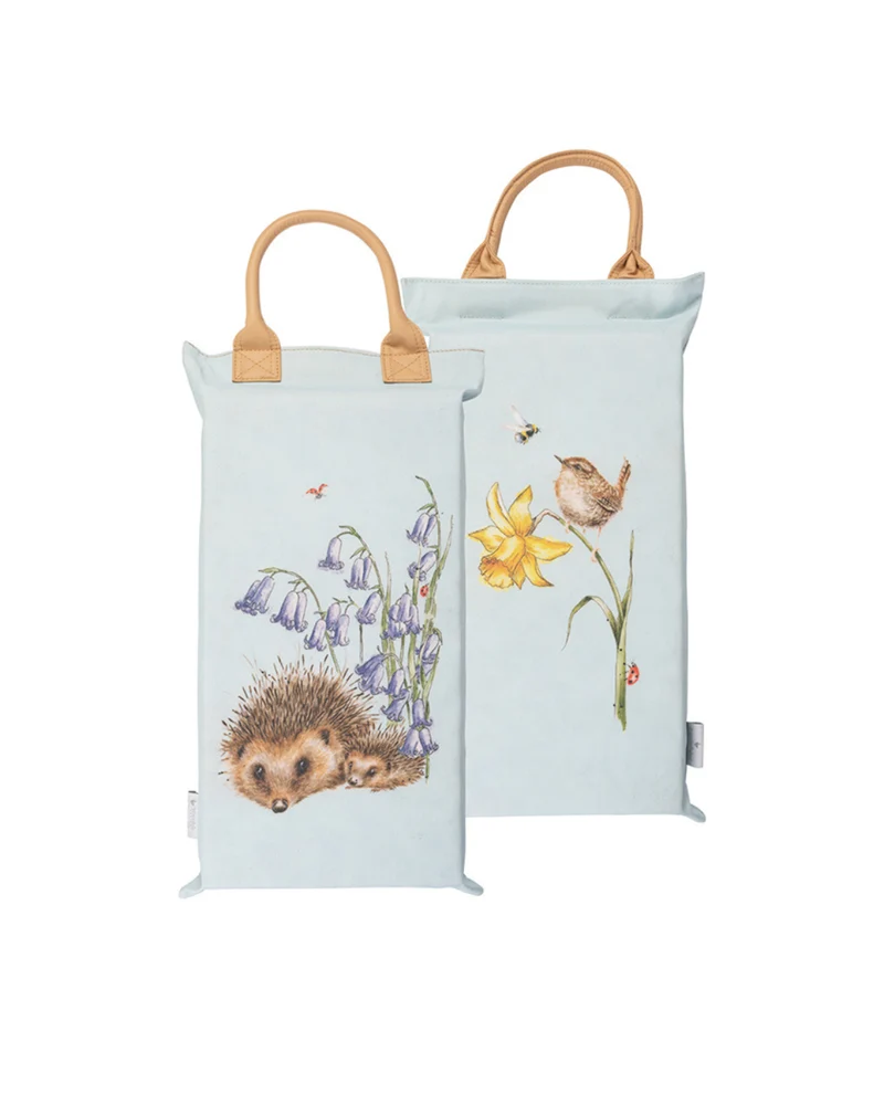 Gartenkniekissen in drei Varianten von Wrendale Designs