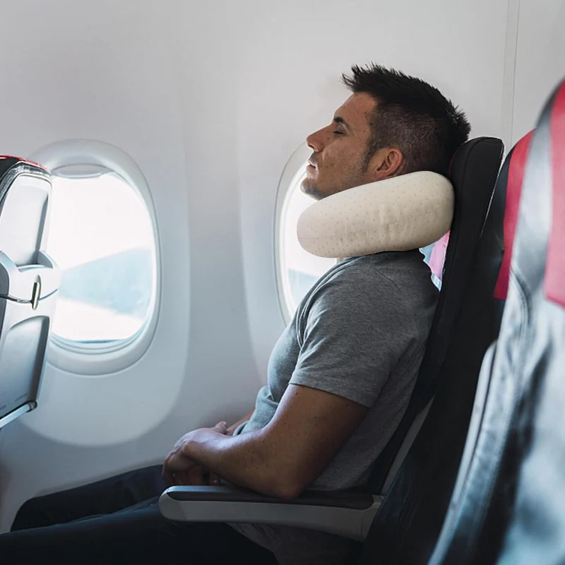 Memory Foam Reisekissen – Komfortabler Nackenkissen für Flugzeug, Auto & Zug